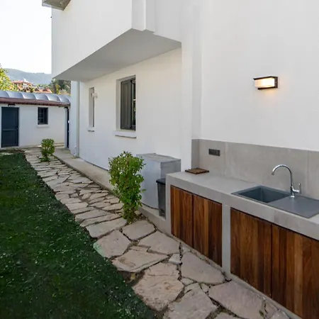 Hotel Goecek Villa